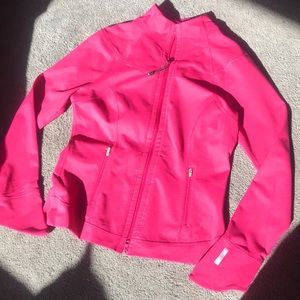 Zella Jacket w/ cute mesh detail on the back!